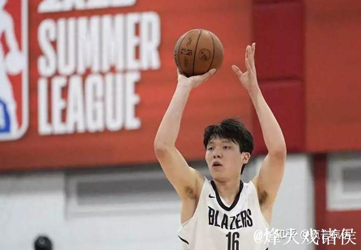 报平安！杨瀚森发文回应伤情：问题不大 谢谢大家关心